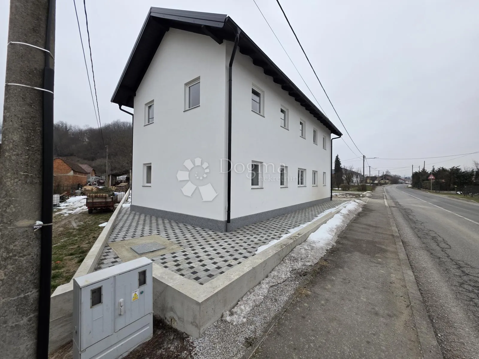 u popunosti renoviran stan sa okućnicom u zlataru površine 96m² - slika 16