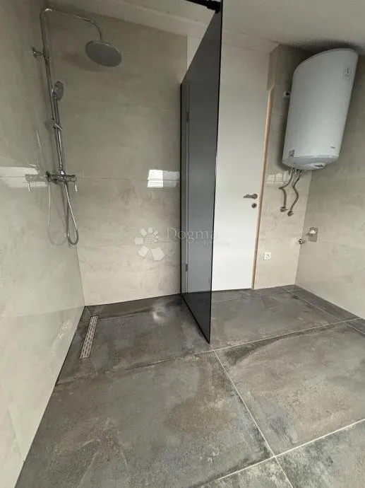 brestje, katnica, 350 m2, garaža - slika 8