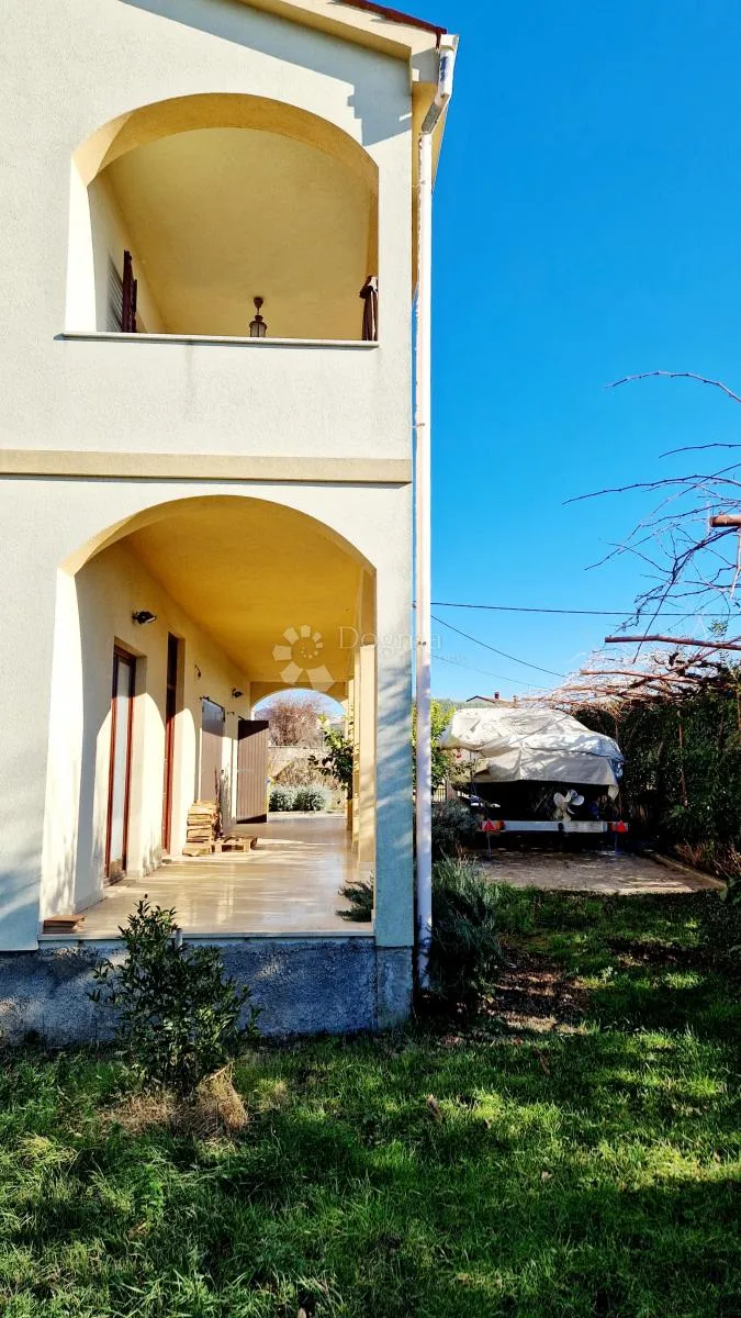 kuća s 2 stana u galižani - pogled na more i pulu - slika 3