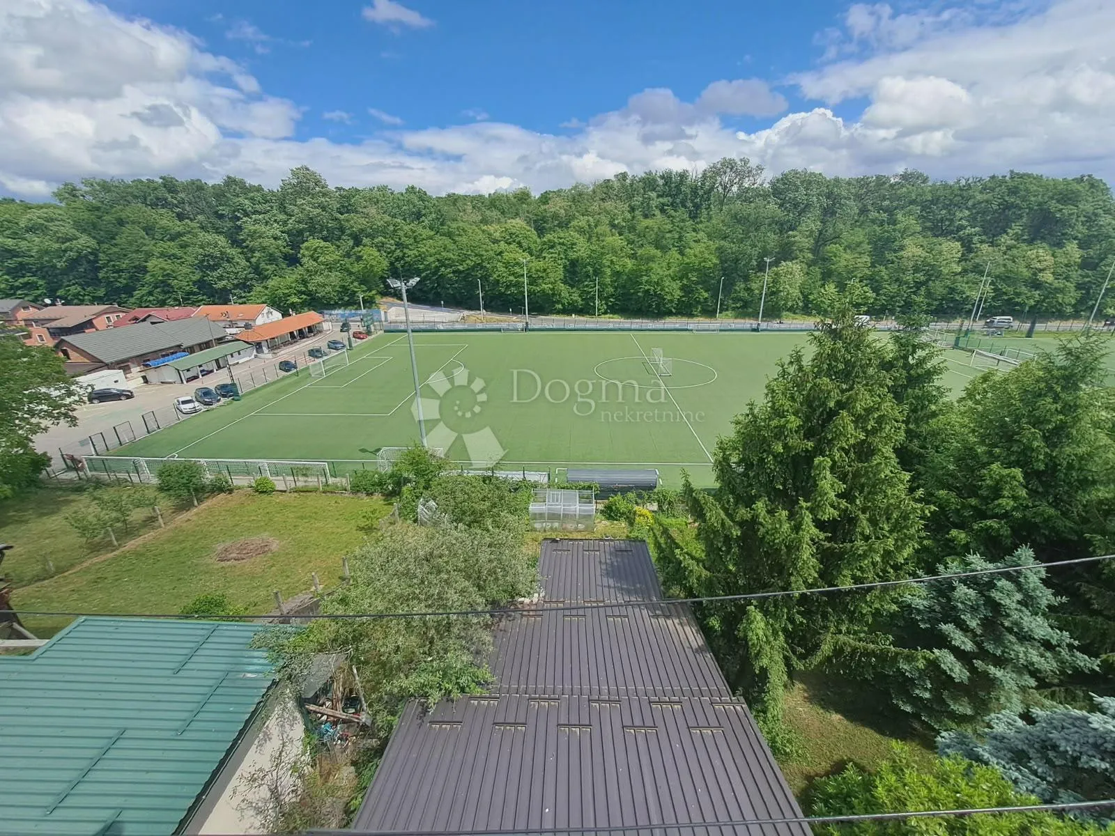 maksimir- prostrana obiteljska kuća - slika 24