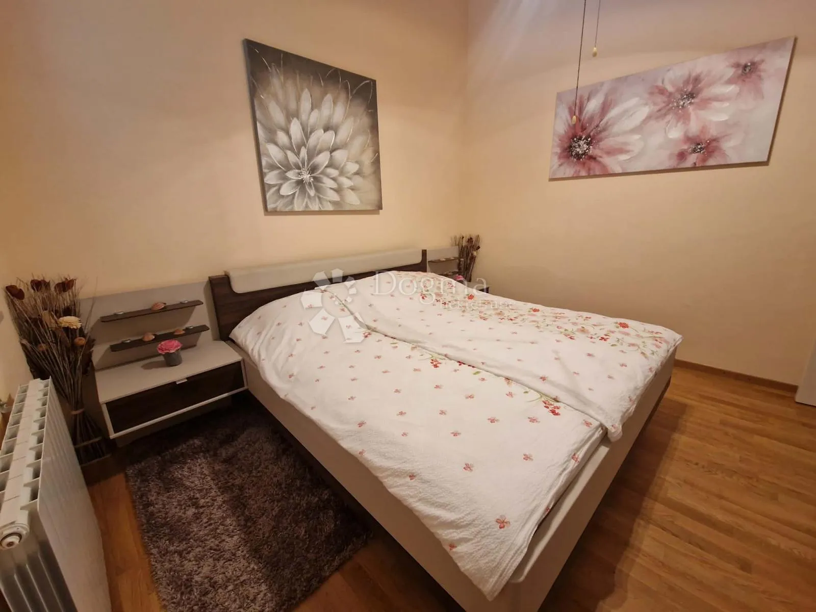 kuća s 4 apartmana - drugi red od mora - slika 82