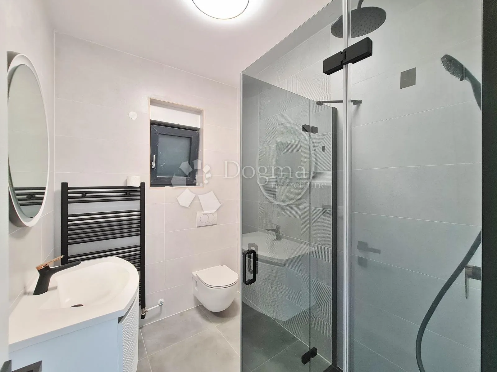 barić draga prvi red do mora villa 284 m2 - slika 40