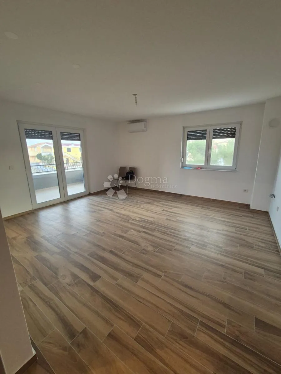 apartman na viru - slika 6