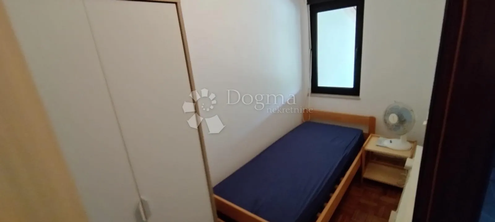 krk grad apartman sa spektakularnim pogledom - slika 11