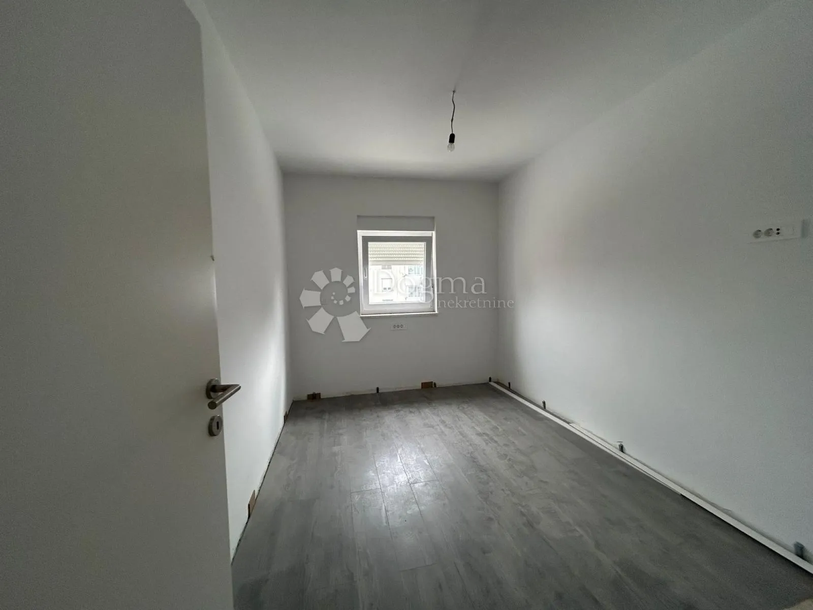 novogradnja buje - stan 68m2 + terasa + parking - slika 6