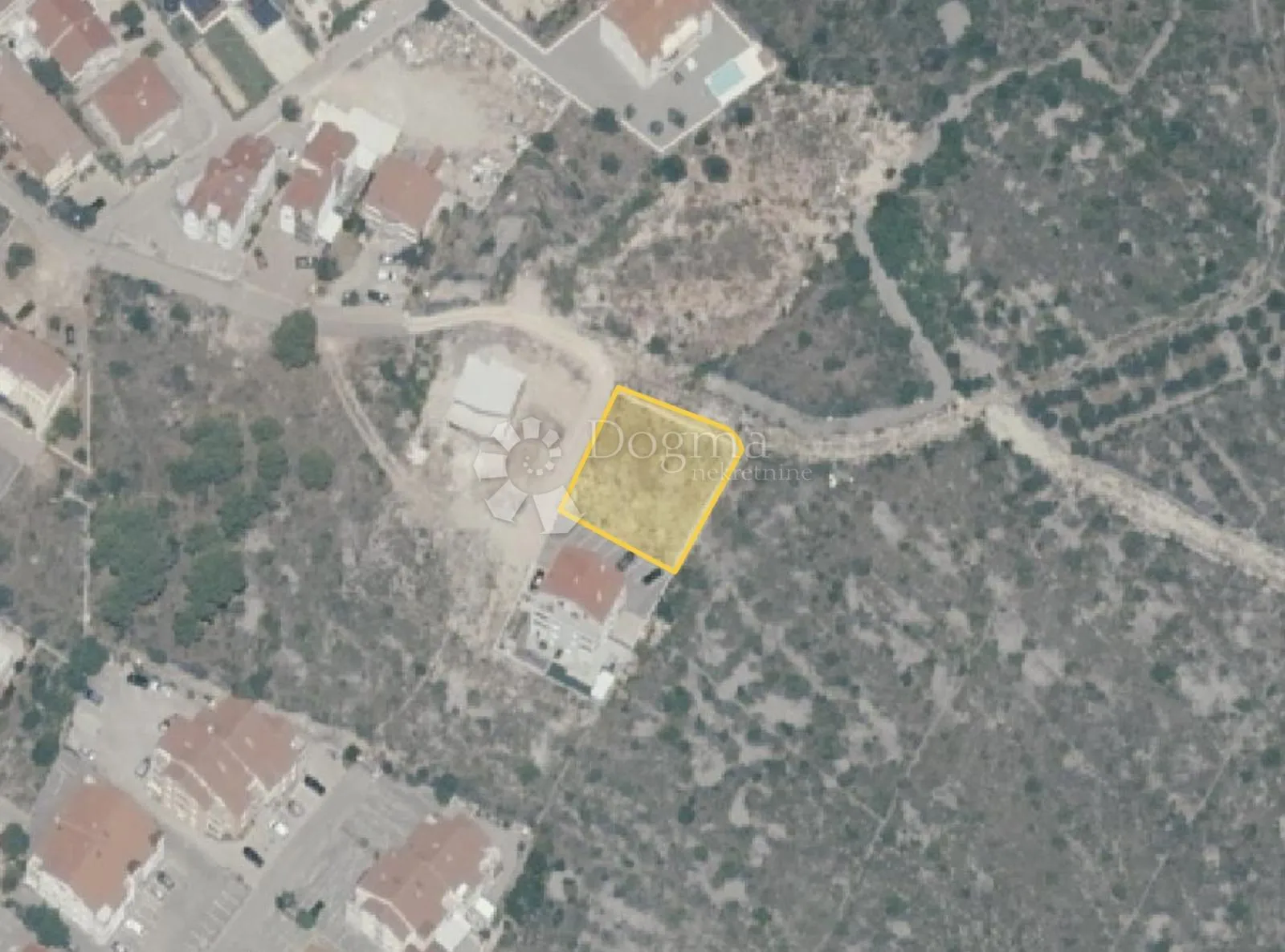 vodice, atraktivno građevisko zemljište s projektom i pravomoćnom dozvolom - slika 9