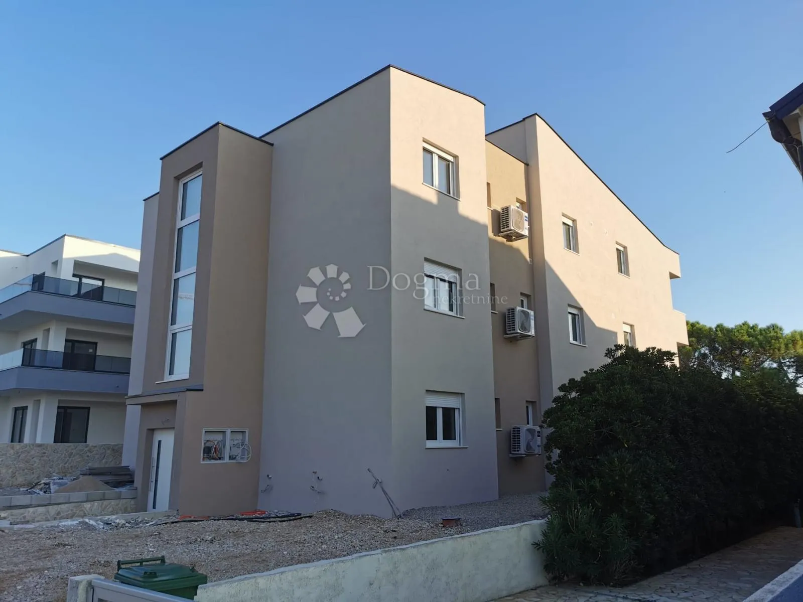 povljana, pag - stan s3 u novogradnji - slika 2
