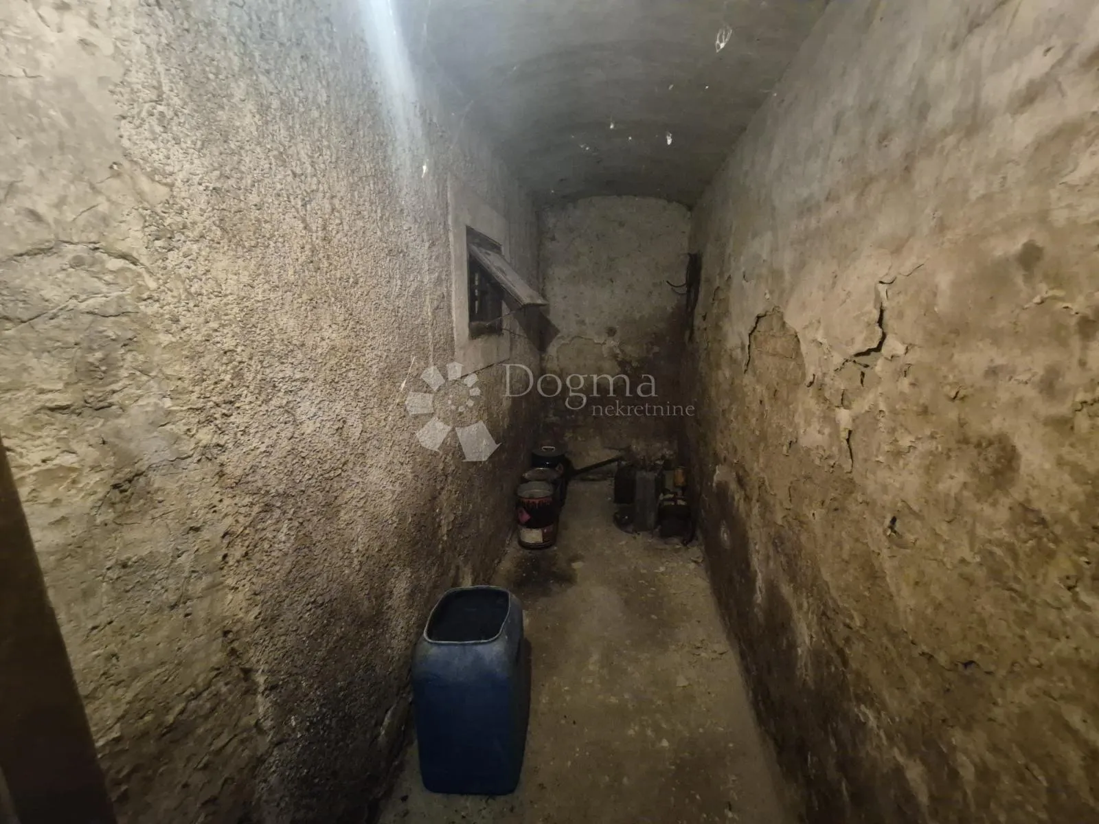 kuća u centru mihovljana sa ogromnim podrumom i 3.864m² zemljišta! - slika 29