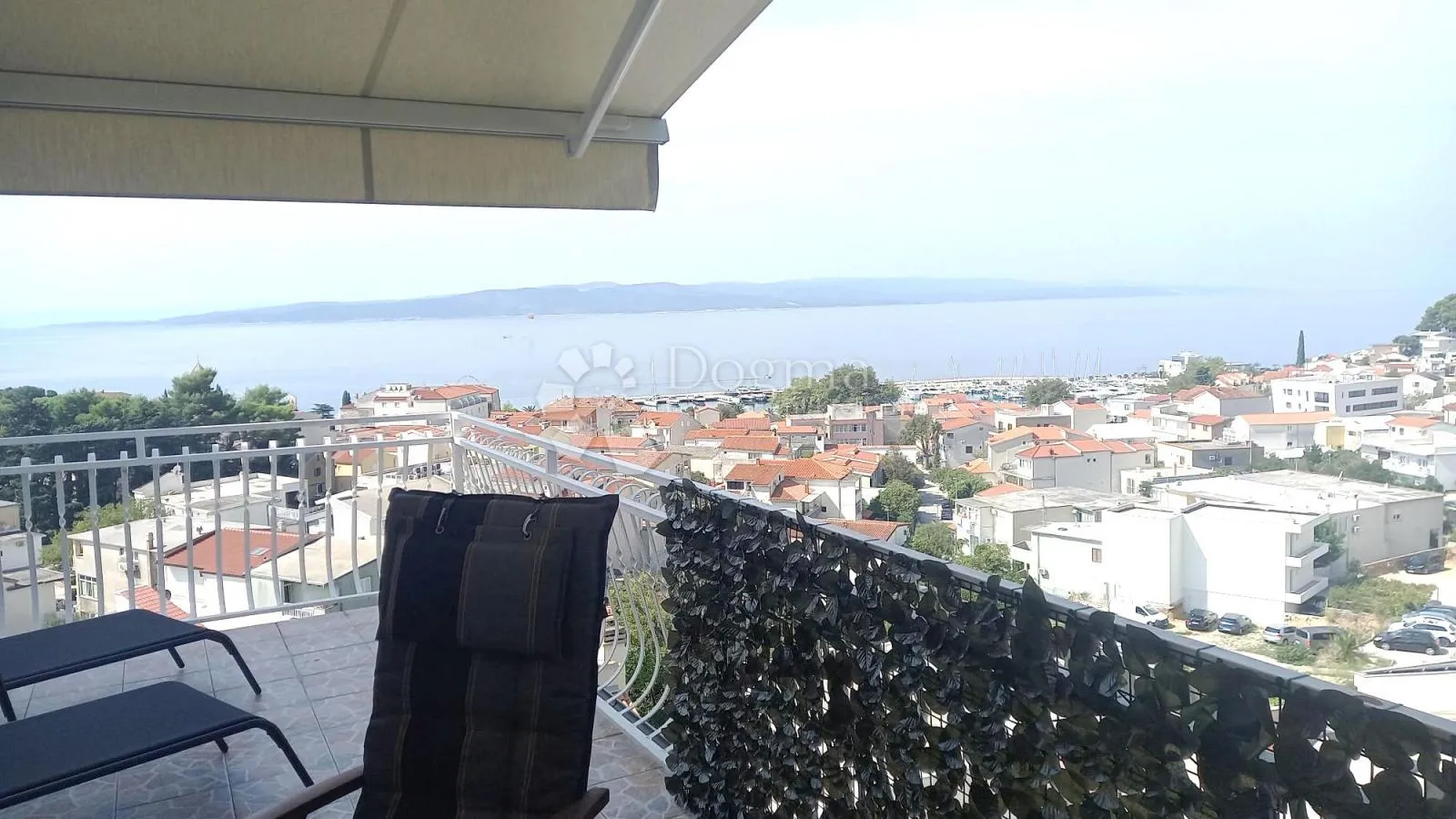 dvosoban stan s predivnim pogledom na more - slika 28