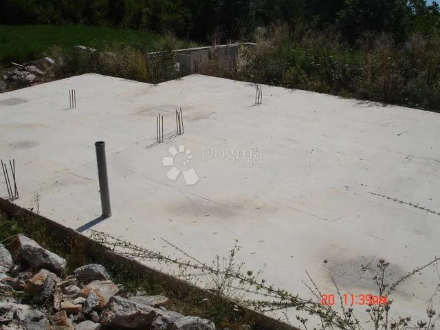 teren sa predivnim pogledom na more na veprincu - slika 6