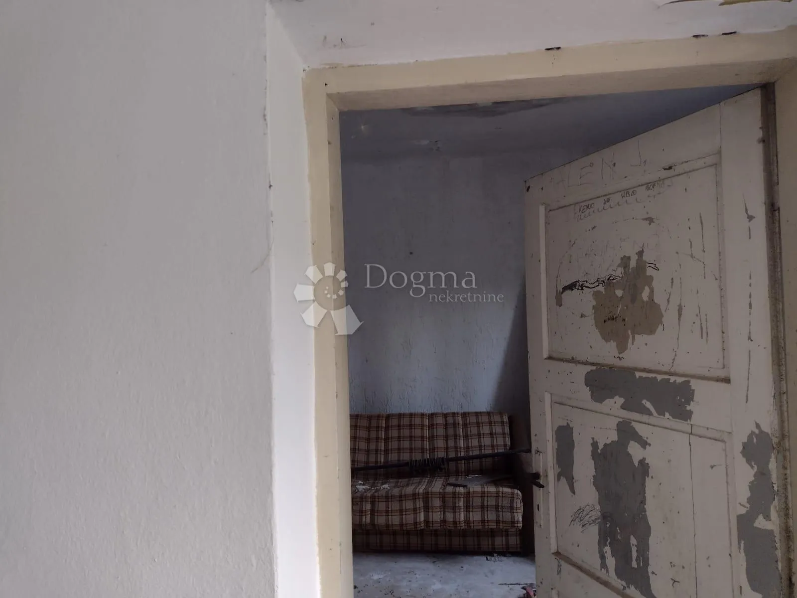 topusko, staro selo - puno građevinskog zemljišta - slika 10