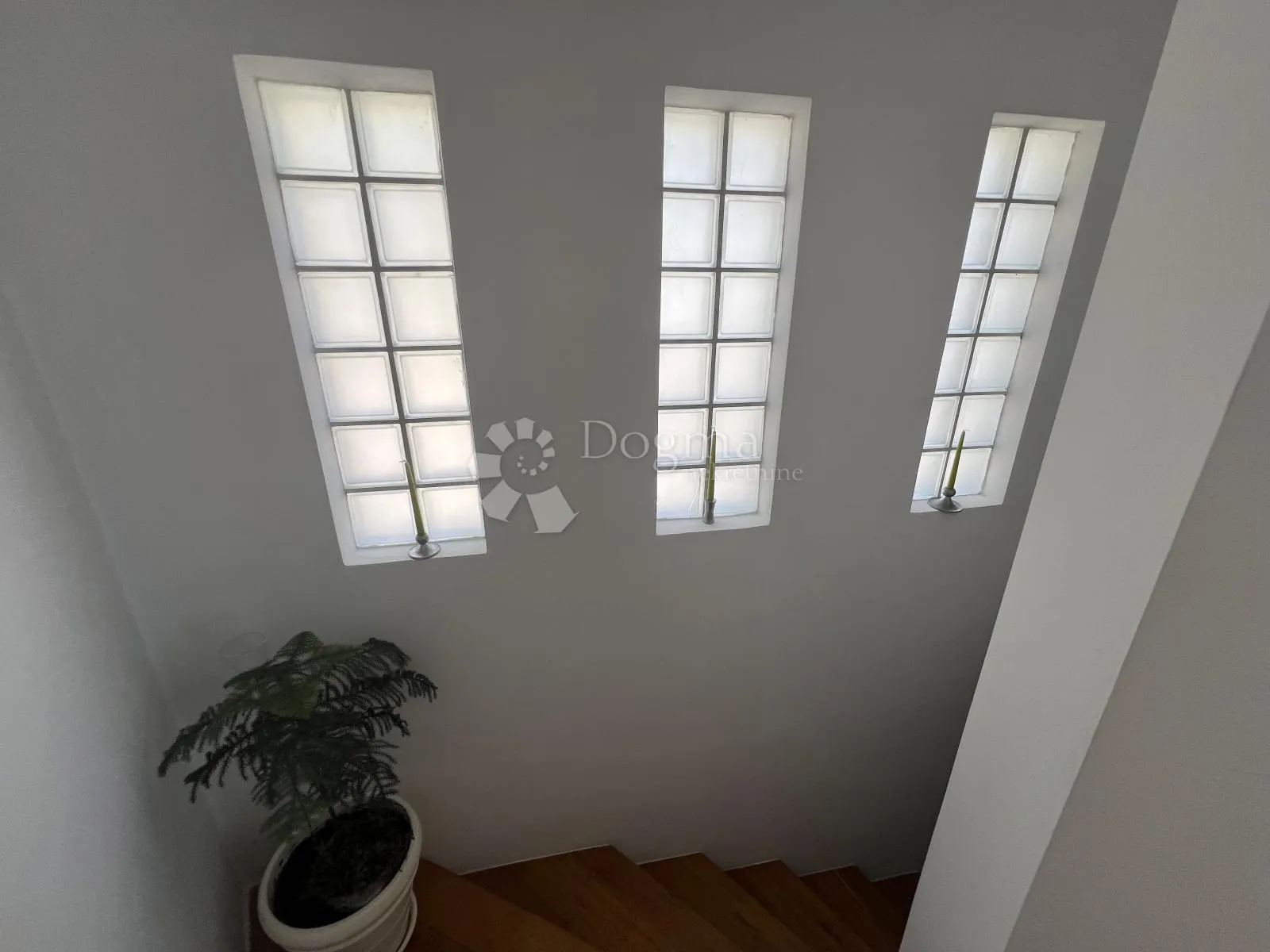 gračani - dvoetažni stan 108 m2 s dvije terase i zasebnom parcelom za 3 parkirna mjesta - slika 14