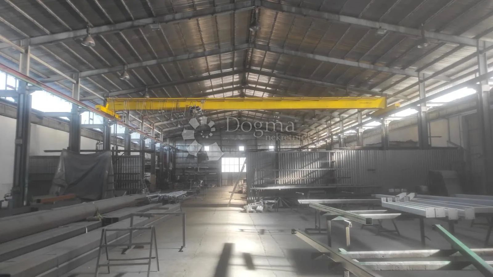 proizvodno–skladišni kompleks u opuzenu 1750 m2 - slika 3