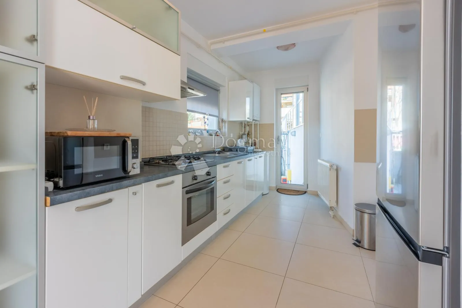 dvosoban stan /apartman u crikvenici! - slika 9