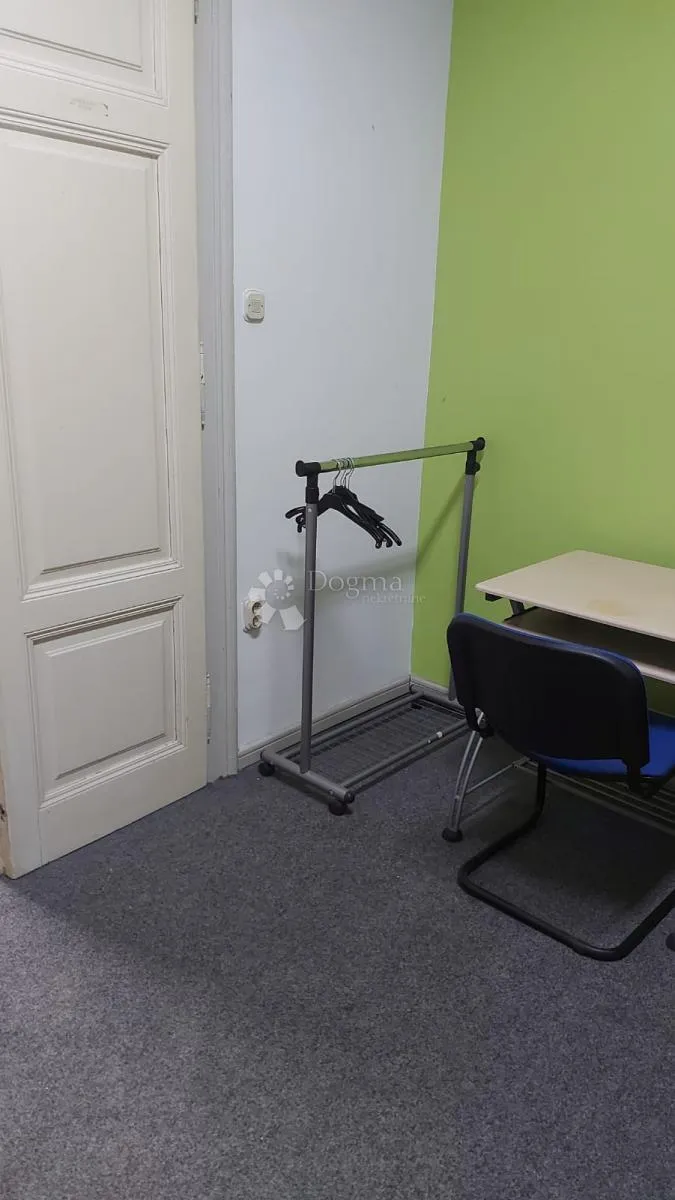 mlaka - odličan stan za život ili investiciju - slika 8
