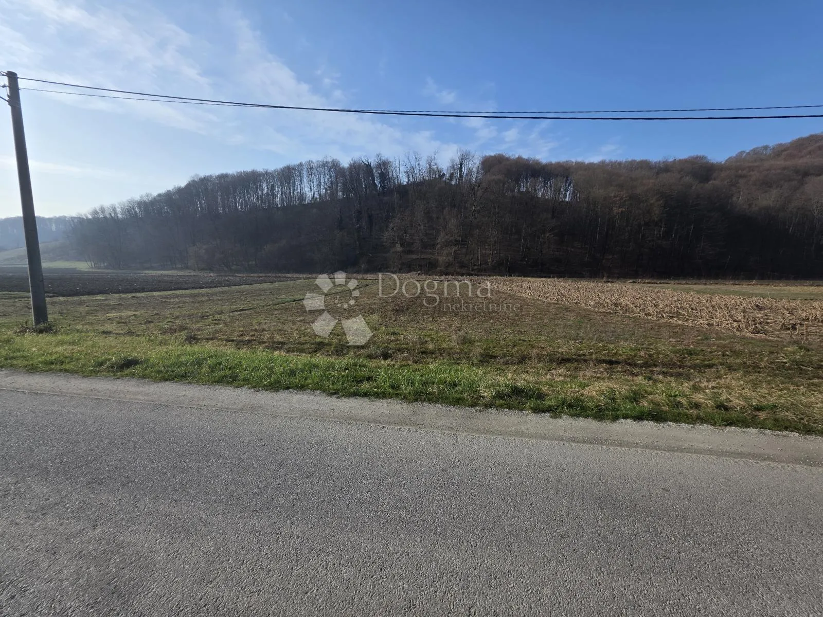 građevinsko zemljište 1.618 m² – ravan teren, mirna lokacija, blizina sv. križ začretja i zaboka - slika 3