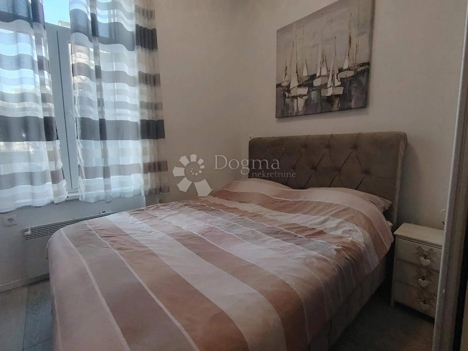 opatija stan prvi red uz more - slika 7