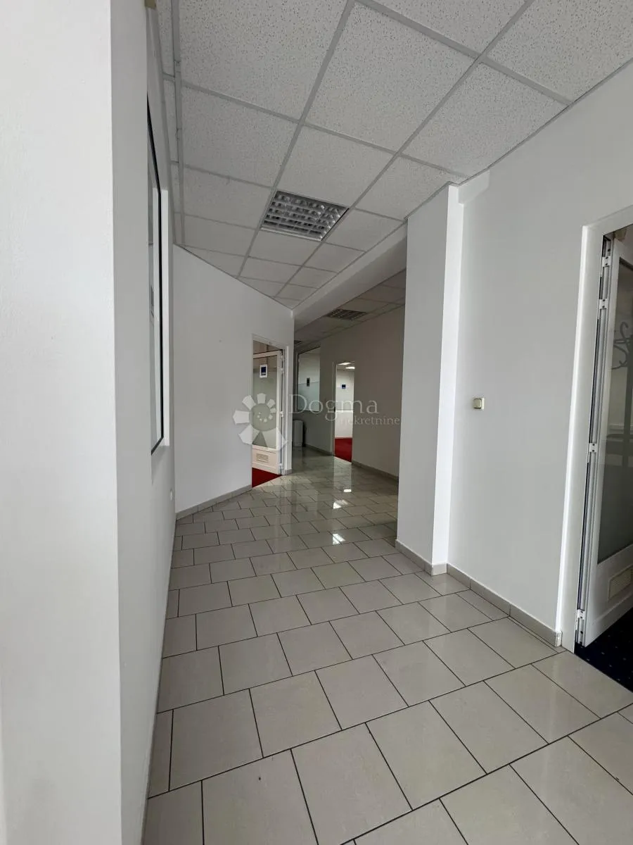 poslovni prostor za najam – rijeka, škurinje – 324 m² - slika 8