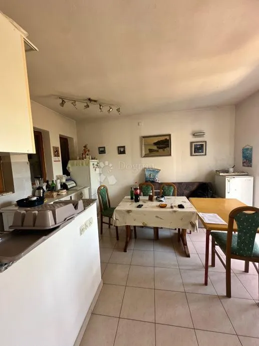 zadar, pridraga -100 m od mora - slika 2
