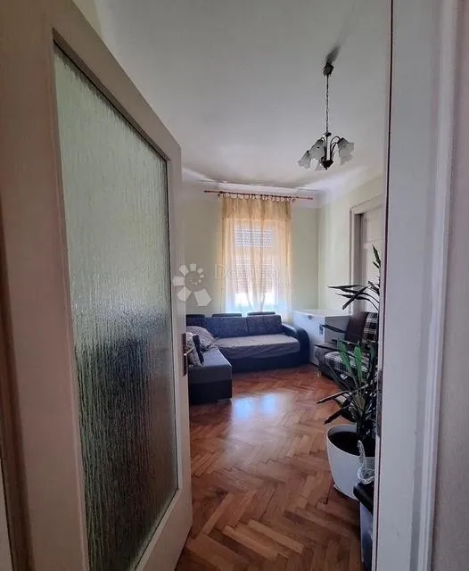 belveder-130.75m2,5skl gospodski stan,adaptiran - slika 3