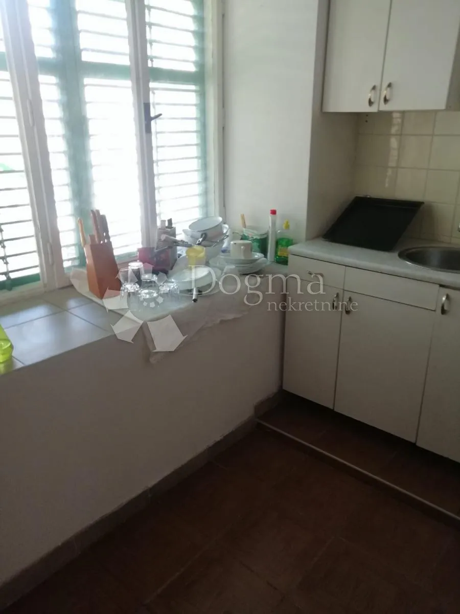 vodice, apartmanska kuća sa panoramskim pogledom na more - slika 10