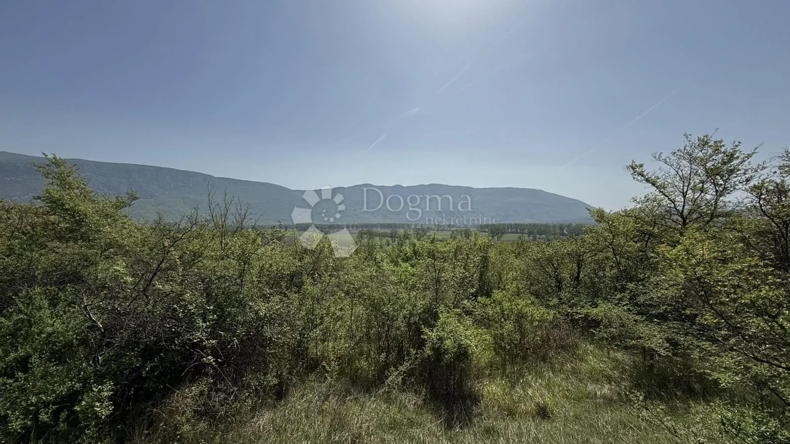 građevinsko zemljište 1297 m2 - slika 3