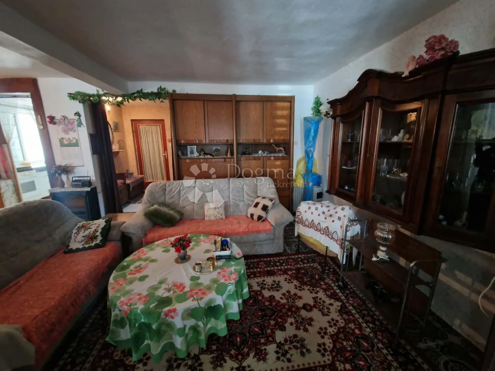 pag - kuća s 2 apartmana 282,80 m2 - 250 m od mora - slika 19