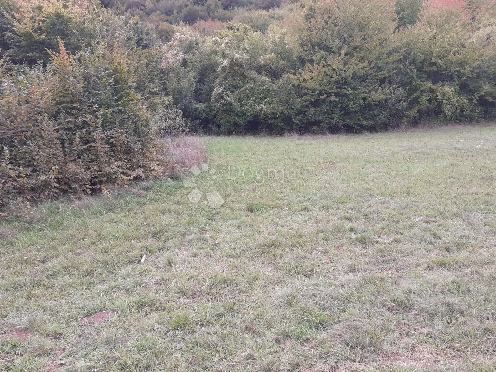 dvije građevinske parcele korenica - slika 5