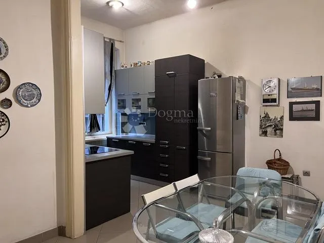 centar -78.19,1s+db prekrasan pogled na guverrnerovu palaču - slika 3