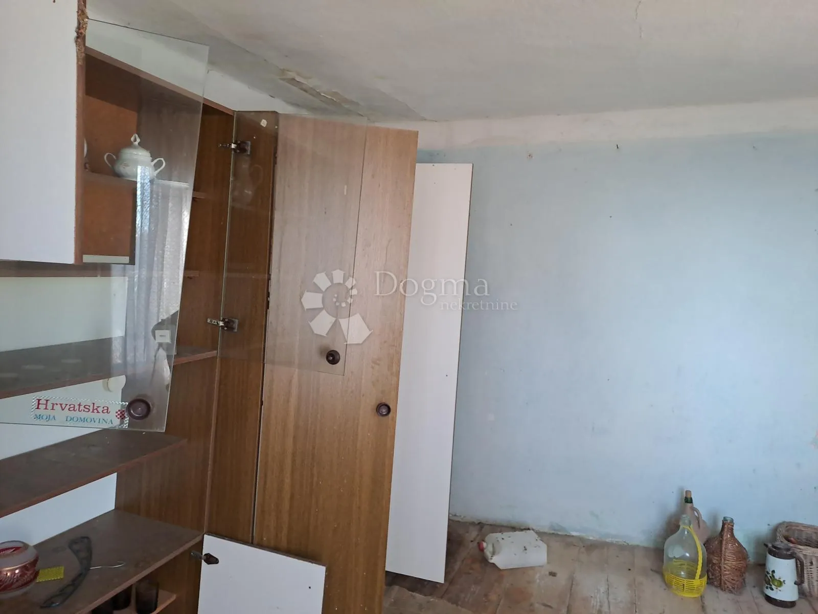 krasan pogled, čist zrak i voda jana u kući - slika 12