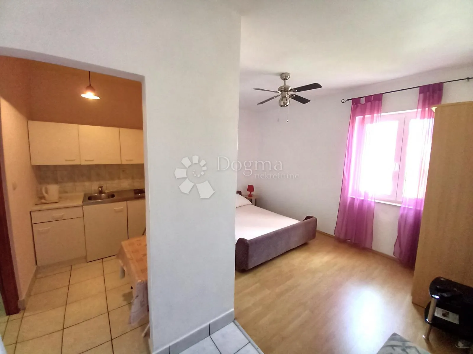 apartmanska kuća 120 metara od plaže - slika 10