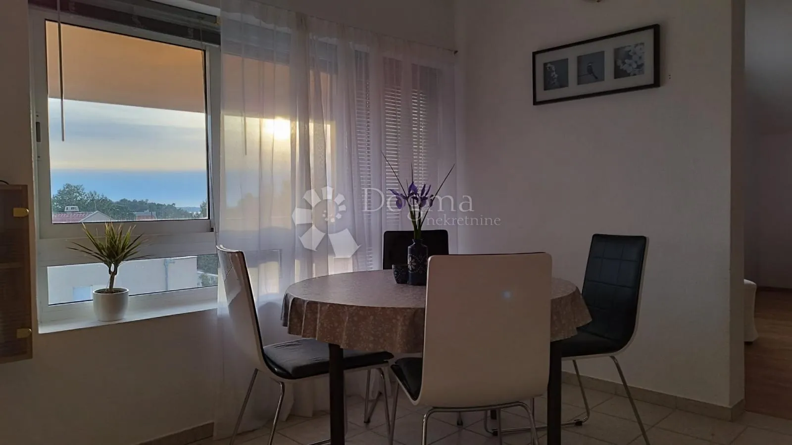 apartmanska kuća u vrsima - slika 19