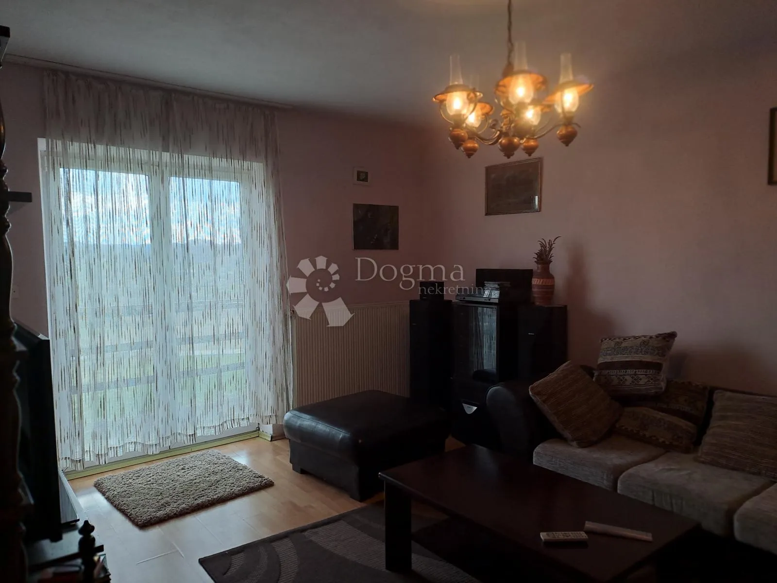 prekrasan pogled i okućnica - slika 23