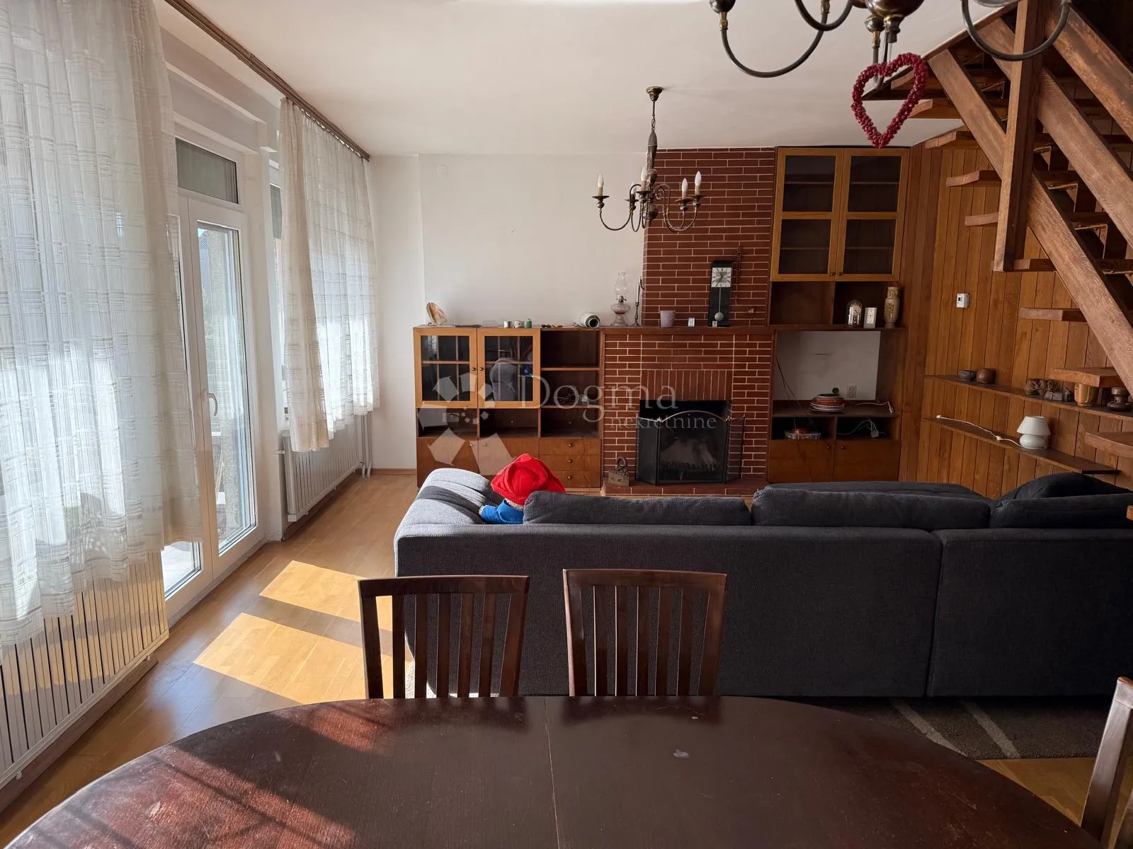 kuća s velikim potencijalom - slika 10
