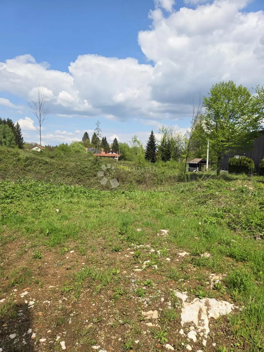 Gornji Zvečaj do Mrežnice građevinsko zemljište - Gornji Zvečaj, Generalski Stol