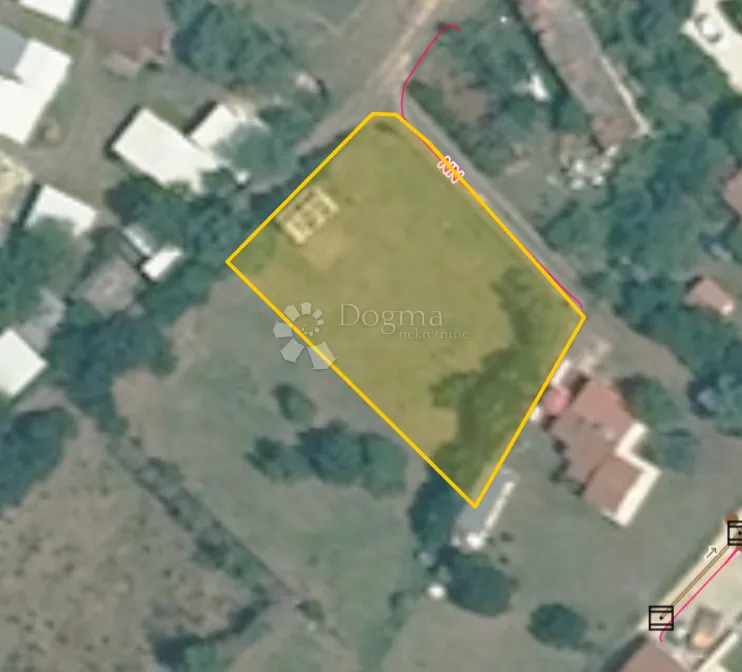 investicijska prilika: 2 parcele u t2 zoni, 400 m od mora - slika 5