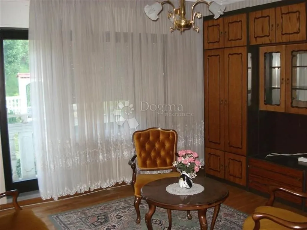 trosoban stan 76 m² s terasom 50 m² i vrtom – vugrovec - slika 3