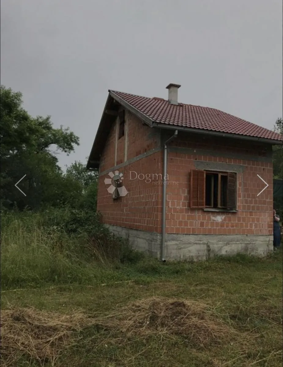 kuća s okućnicom i velikim zemljištem podno velebita - spoj prirode i mora - slika 2