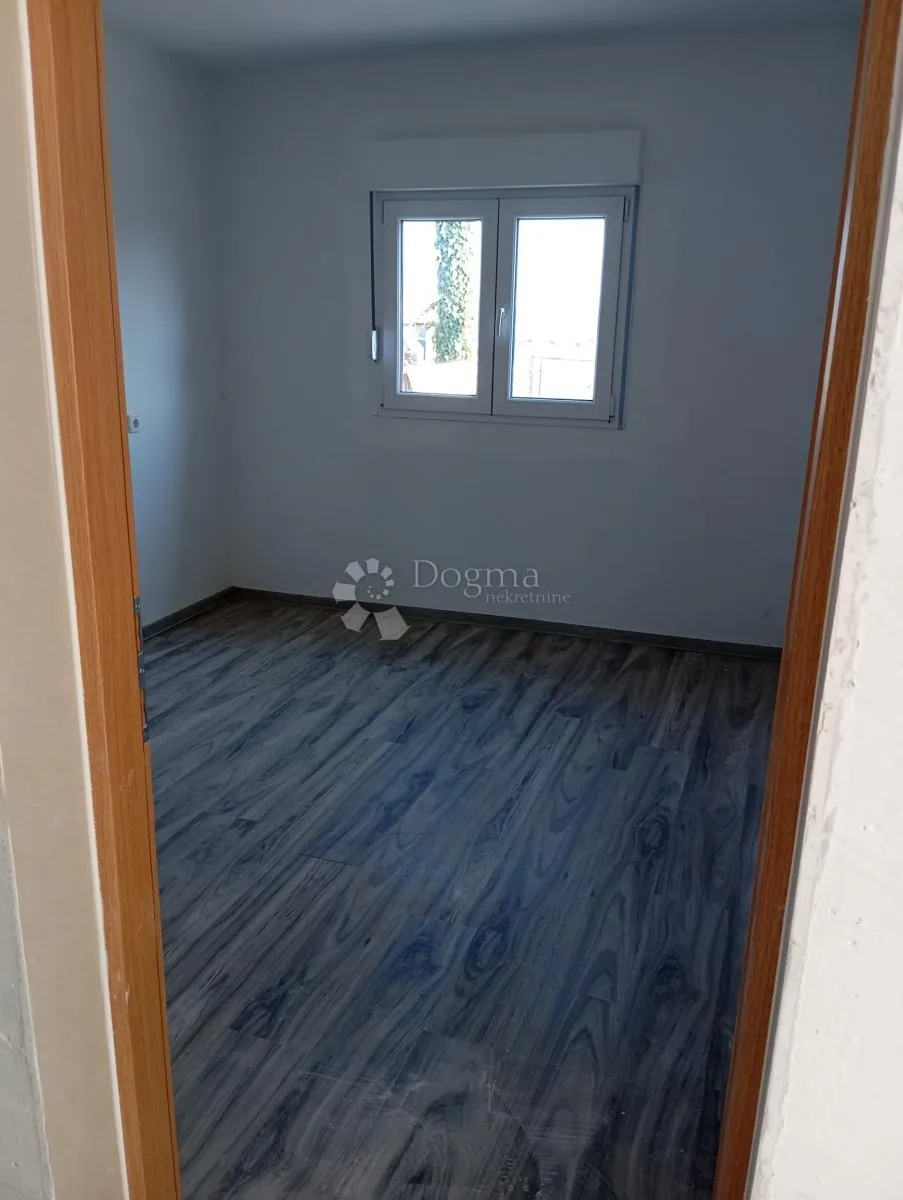 kuća sa velikom okućnicom – voloder - slika 3