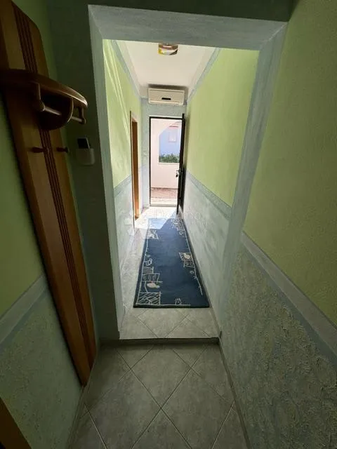 šarmantni apartman u jadranovu sa panoramskim pogledom na more ( apart. 3) - slika 7