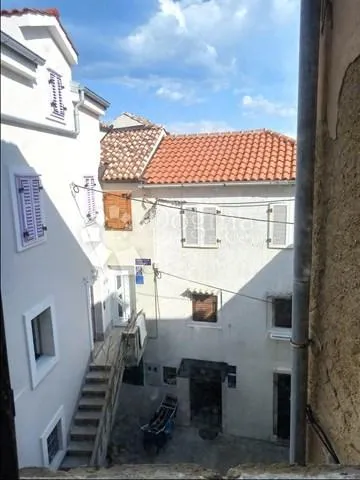 novouređeni apartman baška stara jezgra - slika 8