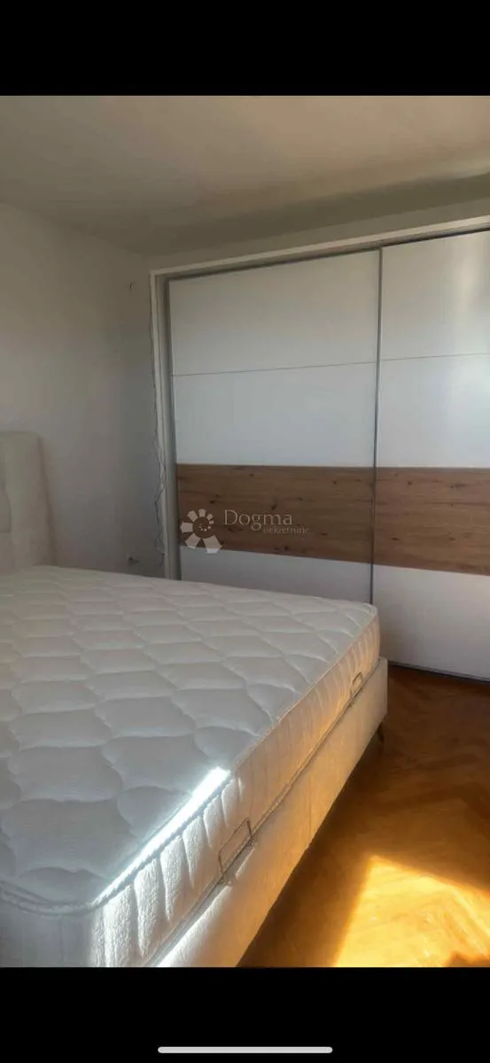 dvosoban apartman s prekrasnim pogledom na more - slika 9