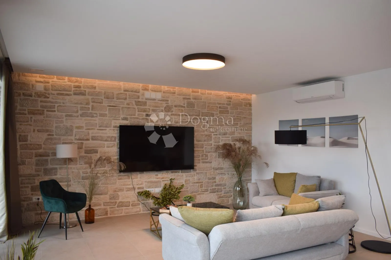 rovinj okolica, luksuzna vila s bazenom i 3 ss - slika 9