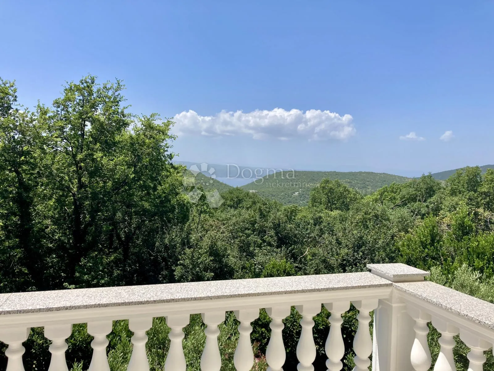 prekrasna villa u zaleđu crikvenice - slika 13