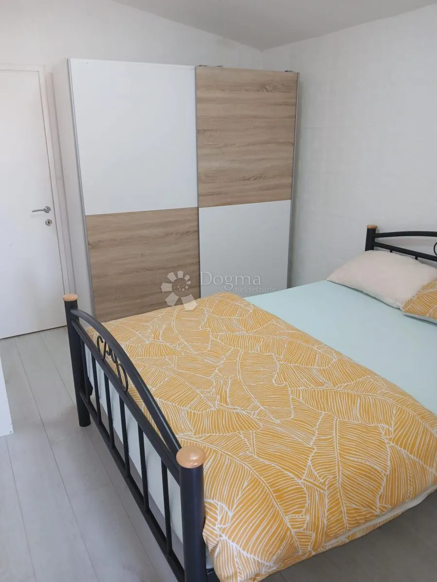 dvije terase, tri sobe, jedan prekrasan pogled | bilice - slika 6