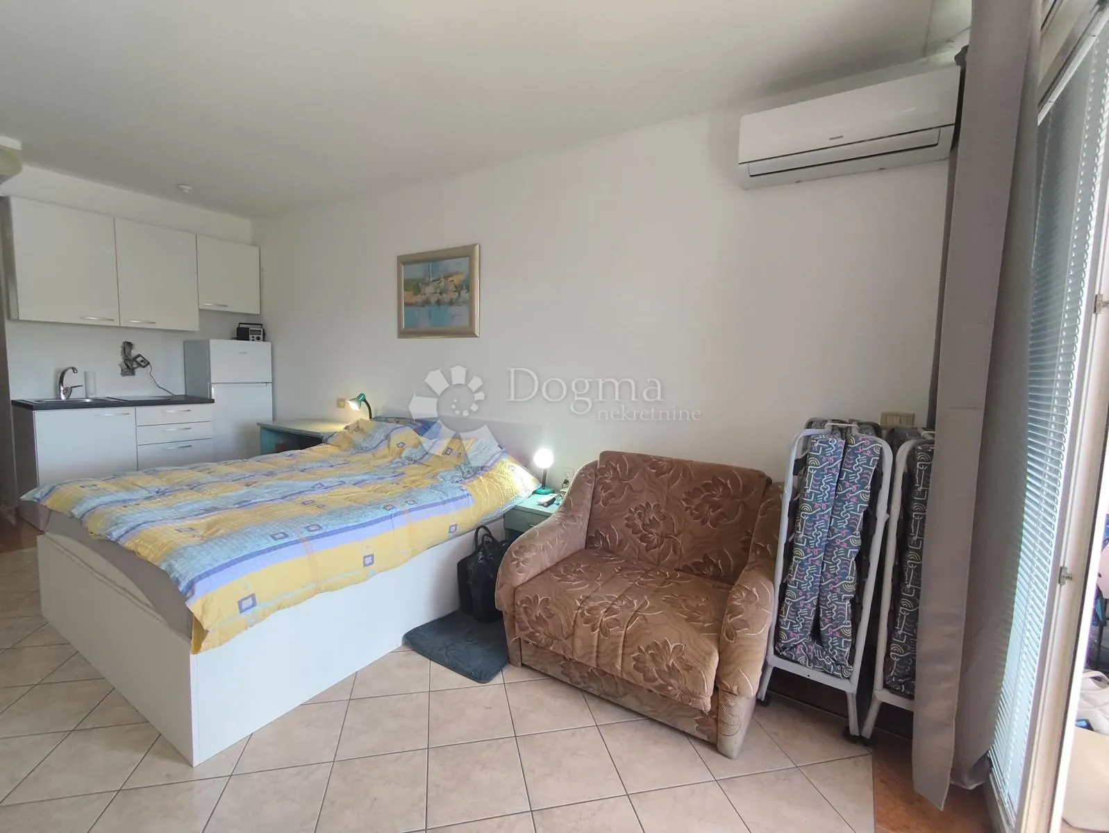 novouređeni apartman sa pogledom na more - slika 6