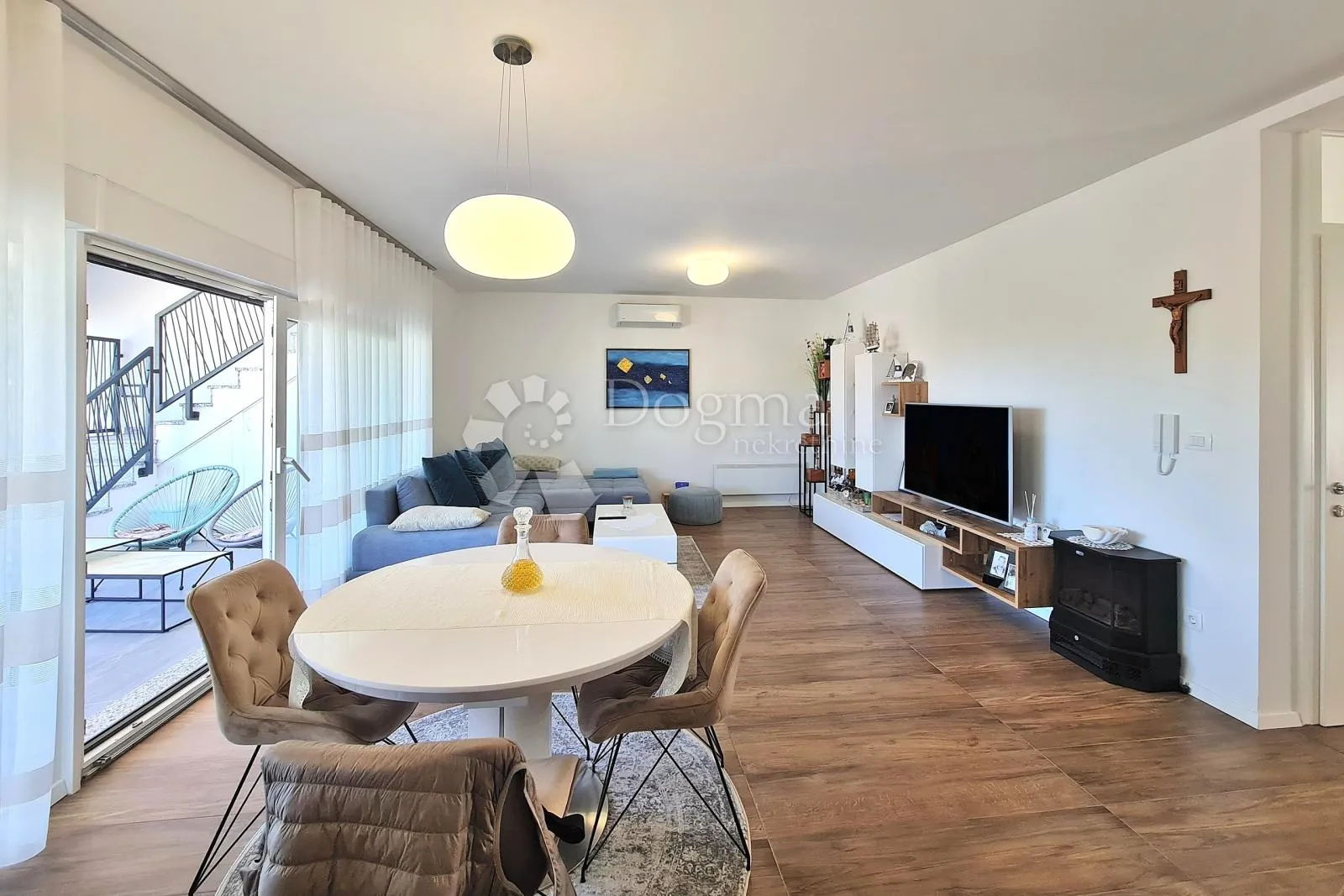 crikvenica ,penthouse 3s+db,velika garaža - slika 32