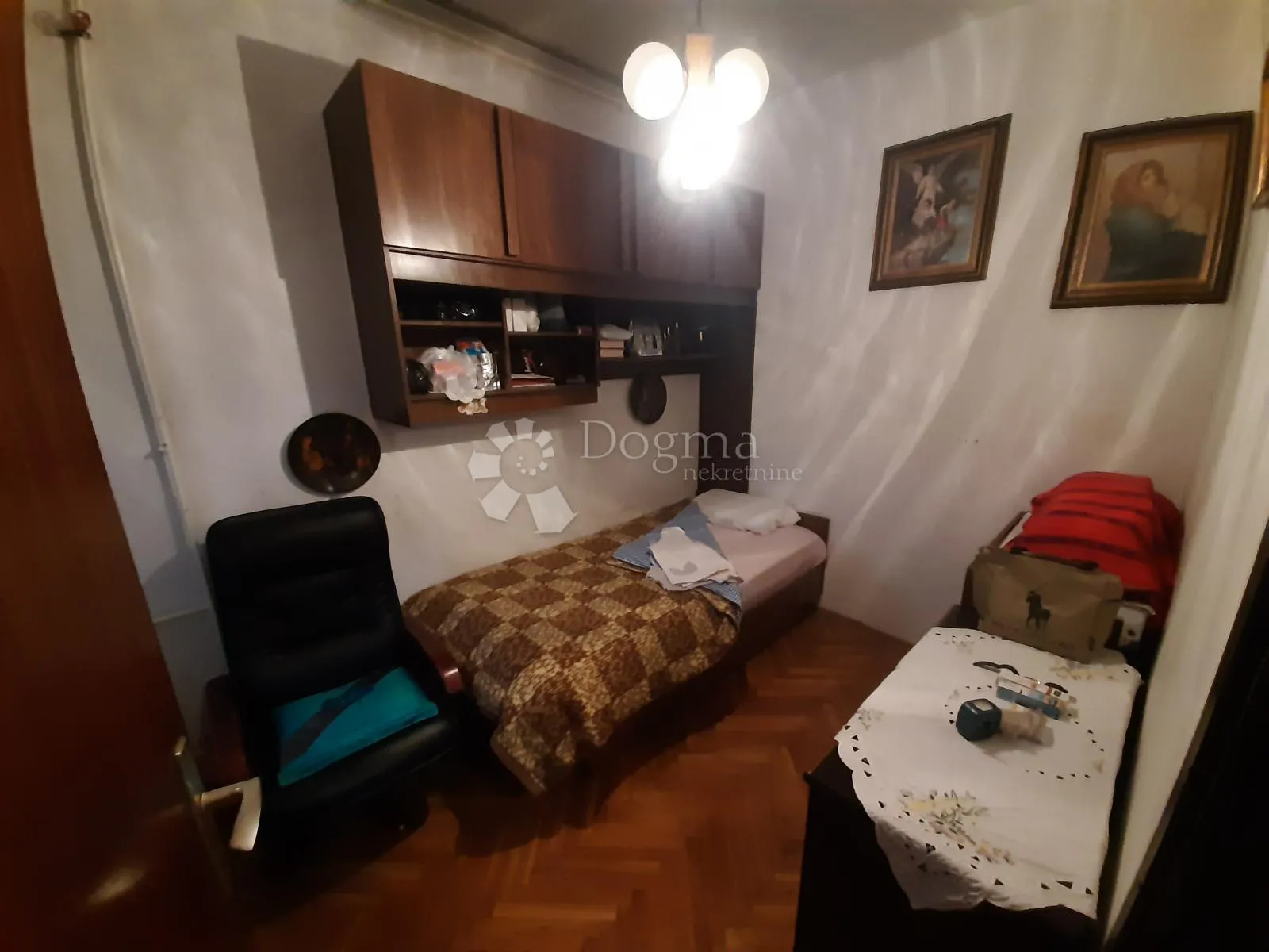 prostran trosobni stan s lođom - 77 m2 - sesvete, selčina - slika 5