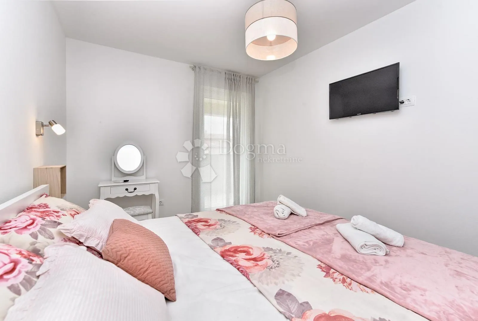 moderna kuća peroj, u blizini mora, pogled more-krovna terasa 125m2 - slika 17