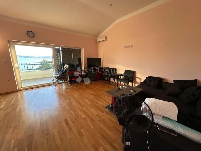 kuća uz more s predivnim pogledom i zelenilom , barić draga - slika 31